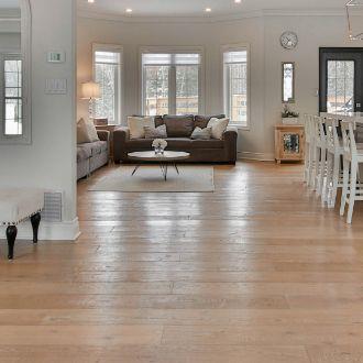 beautiful flooring masked in a circle